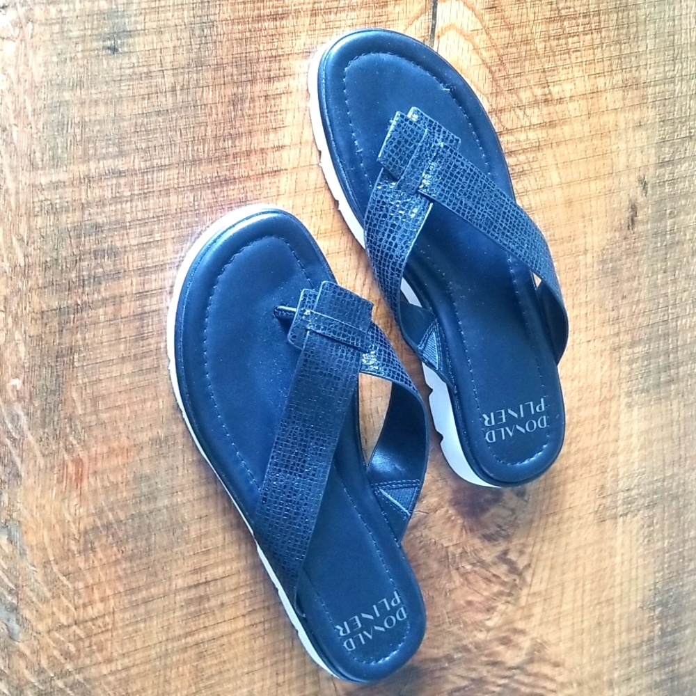 Donald Pliner shoes